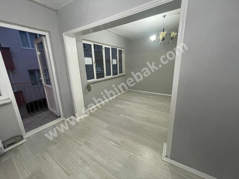 BURSA YILDIRIM 152 EVLER METROYA YAKIN 2.KAT 2+1 KİRALIK DAİRE