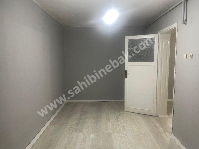 BURSA YILDIRIM 152 EVLER METROYA YAKIN 2.KAT 2+1 KİRALIK DAİRE