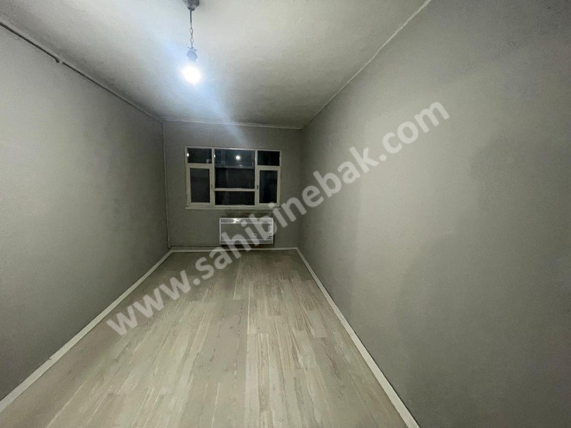 BURSA YILDIRIM 152 EVLER METROYA YAKIN 2.KAT 2+1 KİRALIK DAİRE