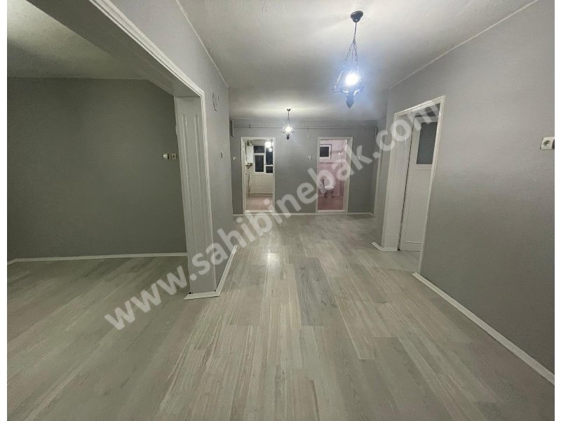 BURSA YILDIRIM 152 EVLER METROYA YAKIN 2.KAT 2+1 KİRALIK DAİRE