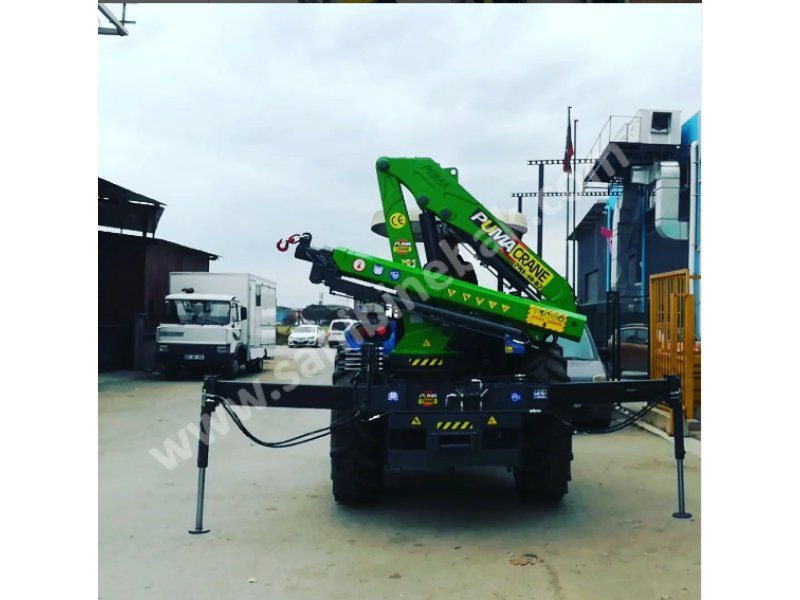 Tractor Crane Manufacturer