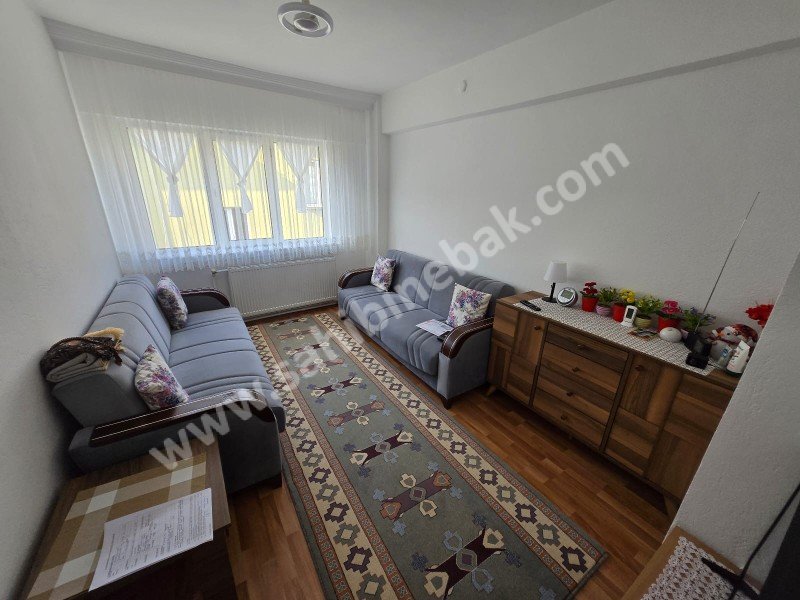 ESKİŞEHİR KIRMIZITOPRAK MAH. TREN GARI YAKINI SATILIK 3+1 DAİRE