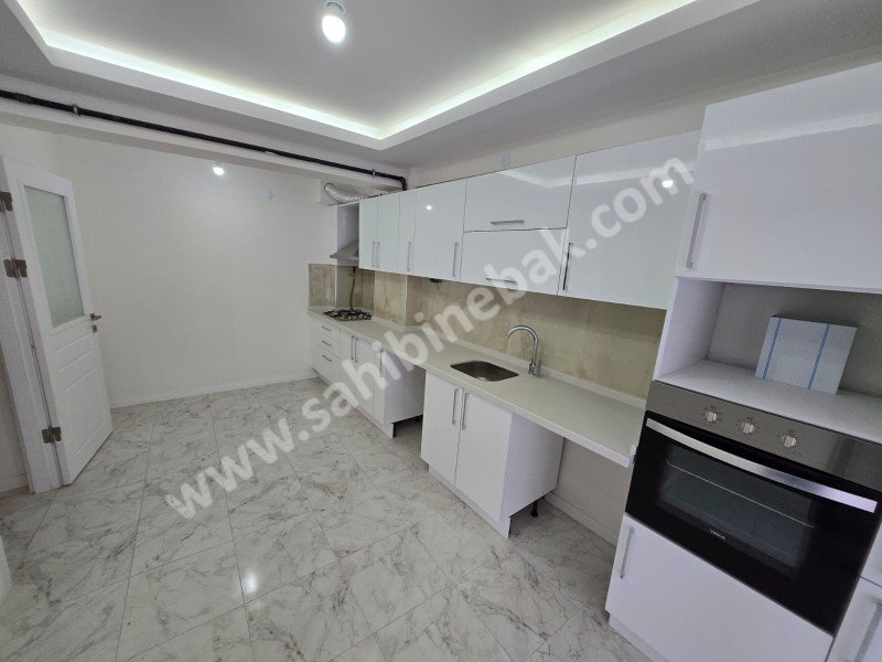 ESKİŞEHİR SAZOVA MAH. SATILIK 3+1 130m2 SIFIR İSKANLI DAİRE