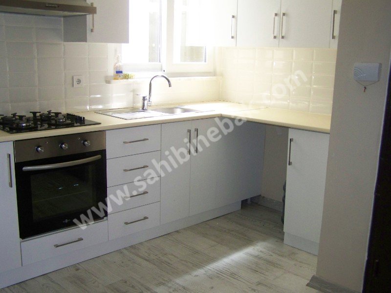 MALTEPE MERKEZDE SAHİLE MARMAYA ÇOK YAKIN KİRALIK 2+1 KOMBİLİ DAİRE