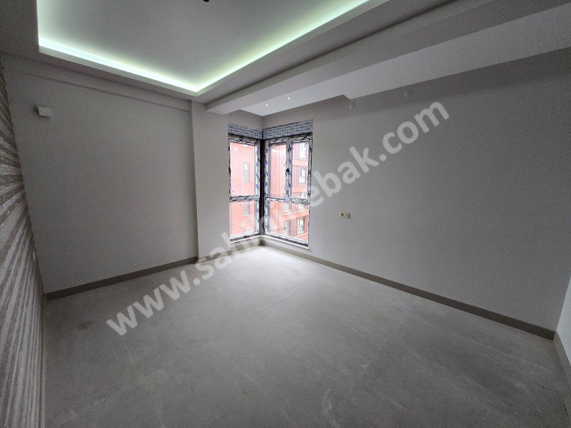 ESKİŞHİR SÜMER MAHALLESİNDE KİRALIK 4+1 210m2 DAİRE