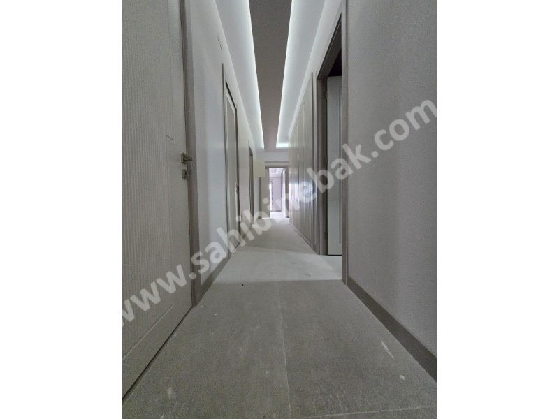 ESKİŞHİR SÜMER MAHALLESİNDE KİRALIK 4+1 210m2 DAİRE