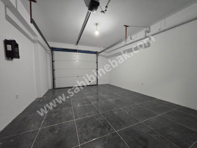 ESKİŞHİR SÜMER MAHALLESİNDE KİRALIK 4+1 210m2 DAİRE