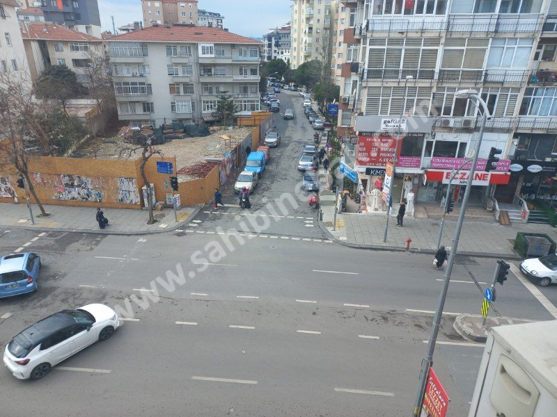 MALTEPE MERKEZE ÇOK YAKIN BAĞDAT CADDESİ ÜZERİNDE KİRALIK 2+1 DAİRE