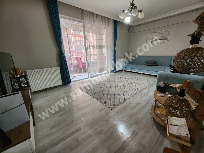 GÜNEŞEVLER DOĞU CADDESİNDE SATILIK 2+1 CADDE ÜZERİ DAİRE