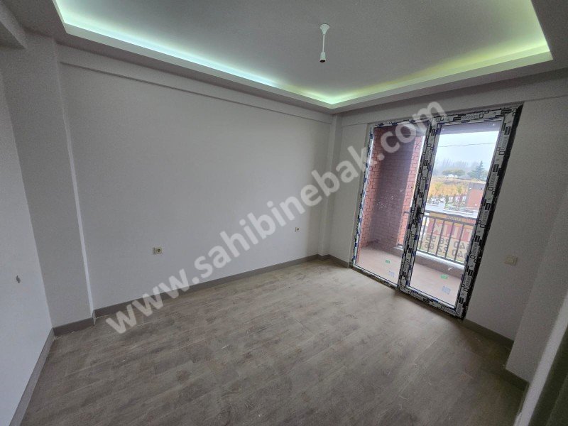 ESKİŞEHİR SÜMER MAHALLESİ KIZILYERDE SATILIK 4+1 205m2 DAİRE