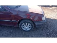 Peugeot 405 sağ çamurluk yedek parça