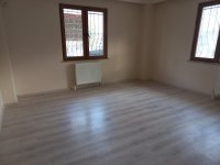 MALTEPE MERKEZDE GENÇ BİNA'DA KİRALIK 2+1 KOMBİLİ DAİRE